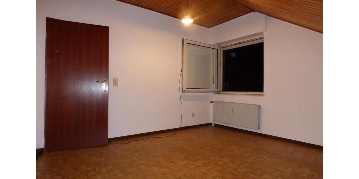 Dachgeschoßwohnung Dinklage - 3 Zimmer, 65 m&sup2;, 460&euro; | Angebot:25333436