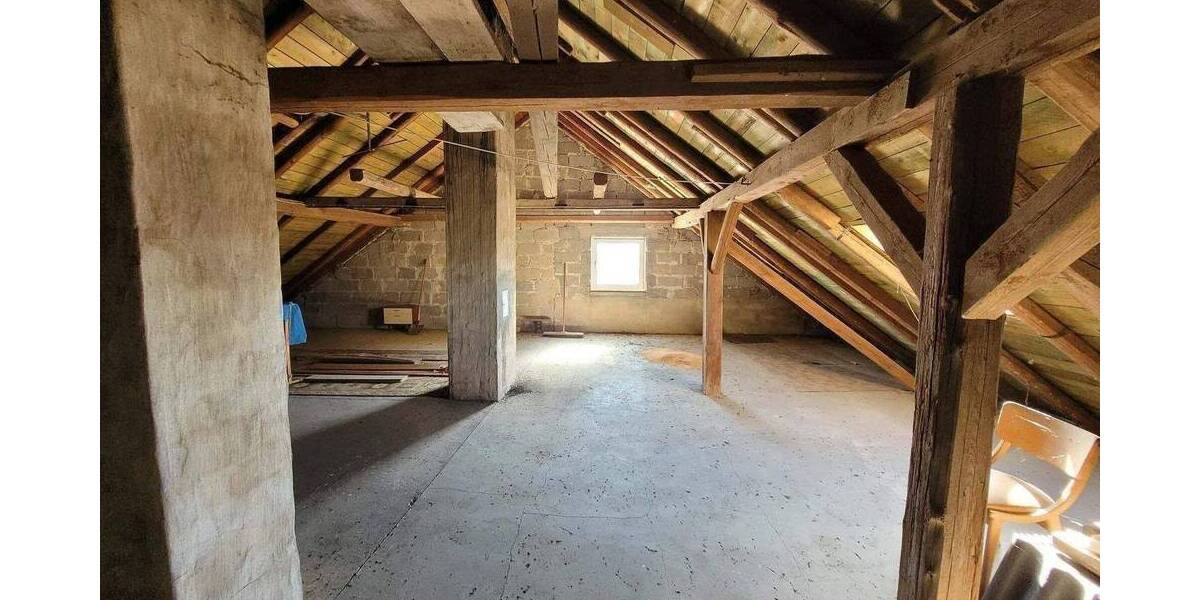 Einfamilienhaus Alsfeld Lingelbach - 7 Zimmer, 180 m&sup2;, 115.000&euro; | Angebot:26879839