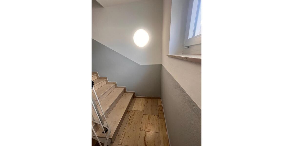 Dachgeschoßwohnung Hemau - 4 Zimmer, 75 m&sup2;, 850&euro; | Angebot:24803916