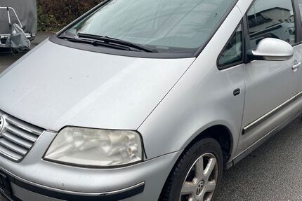VW Sharan 228.941 km 3.200 &euro; Wuppertal 42107