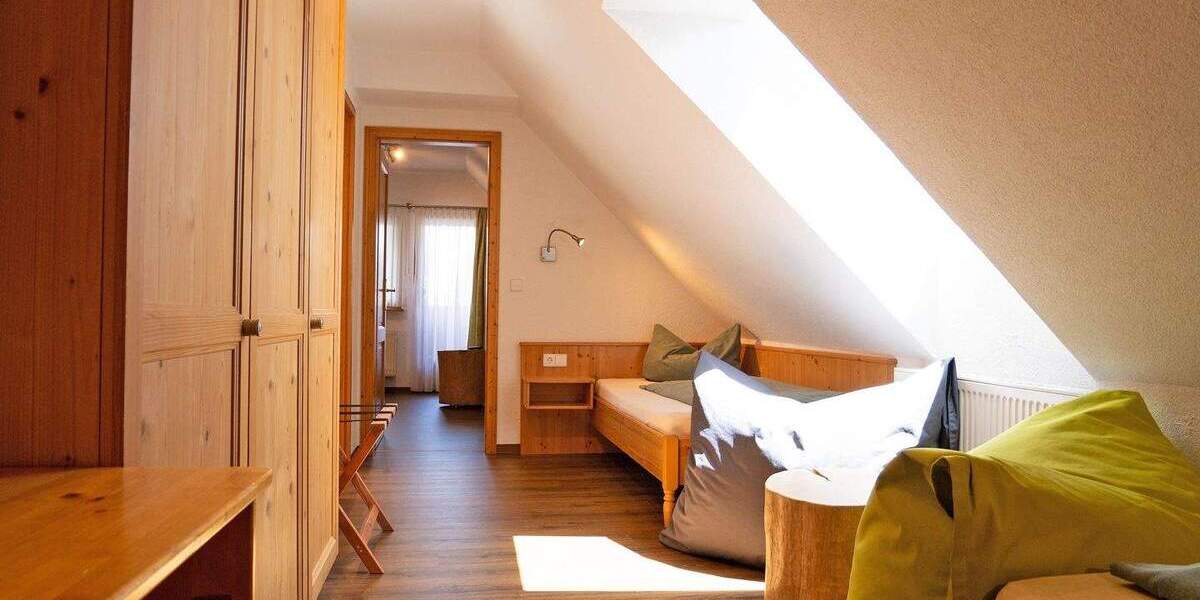 Gewerbeobjekt Lenzkirch - 1 Zimmer, 870.000&euro; | Angebot:25745151