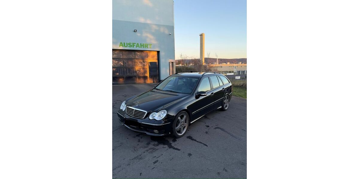 Mercedes-Benz C 32 AMG 273.682 km 9.450 &euro; Rodgau 63110