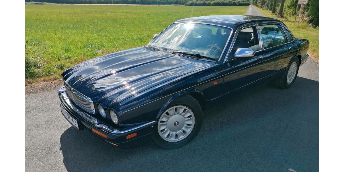 Jaguar Daimler 191.500 km 9.995 &euro; Kranenburg 47559