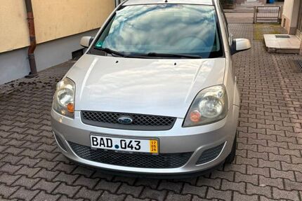 Ford Fiesta 205.738 km 1.650 &euro; Baden Baden 76532