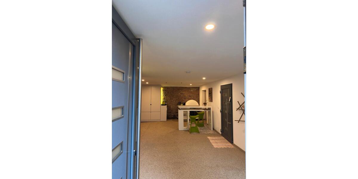 Einfamilienhaus Würzburg Steinbachtal - 8 Zimmer, 280 m&sup2;, 1.800&euro; | Angebot:24536882