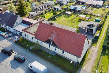 Haus Leegebruch - 7 Zimmer, 295 m&sup2;, 460.000&euro; | Angebot:26276672