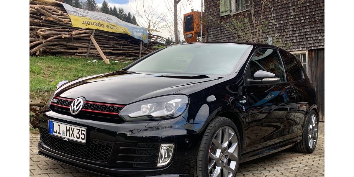 VW Golf GTI ED 35 AKRAPOVIČ 52.000 km 25.000 &euro; Weiler-Simmerberg 88171