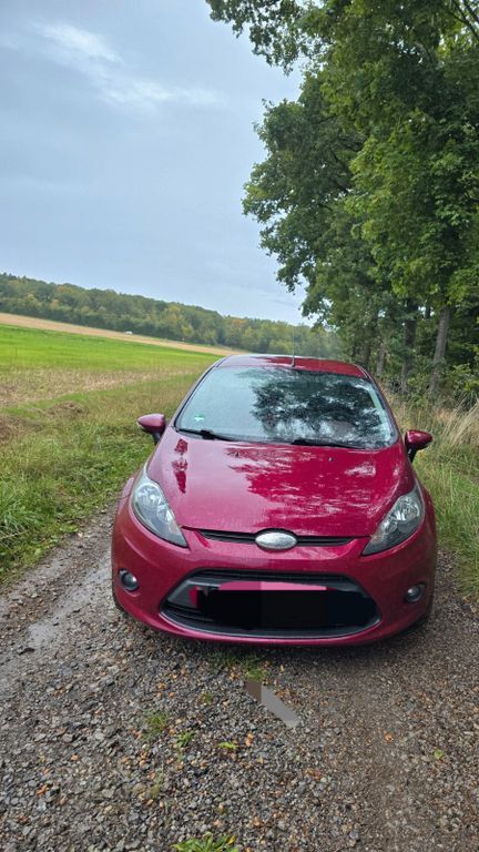 Ford Fiesta 210.000 km 2.200 € Ingelfingen 74653