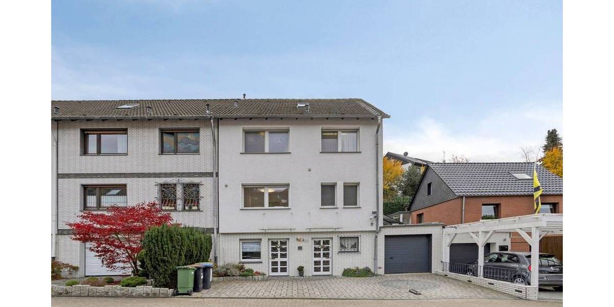 Reihenendhaus Mülheim an der Ruhr Mitte-Ost - 7 Zimmer, 184 m&sup2;, 559.000&euro; | Angebot:25799172