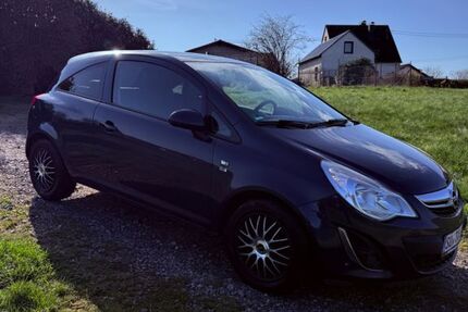Opel Corsa 119.000 km 2.850 &euro; Straßenhaus 56587