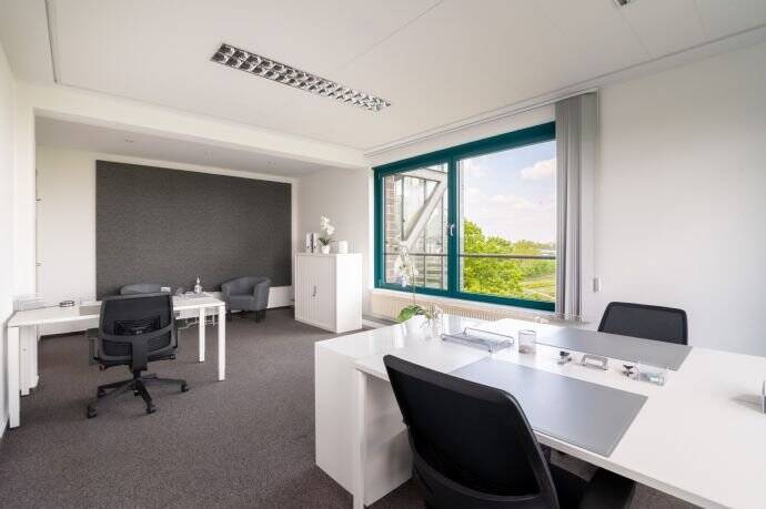 All-inclusive-Zugang zu professionellen Büroräumen für 5 Personen in HQ Bremen Airport