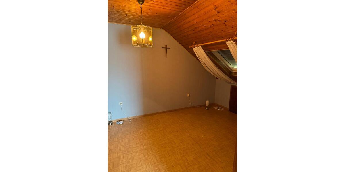 Reihenhaus Völklingen - 5 Zimmer, 116 m&sup2;, 165.000&euro; | Angebot:26982788