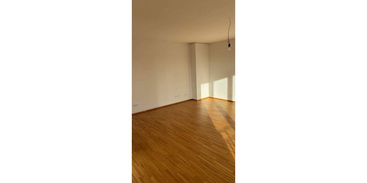 Etagenwohnung Offenbach am Main Hafen - 3 Zimmer, 100 m&sup2;, 1.890&euro; | Angebot:24269296