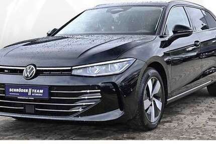 VW Passat Variant 4.990 km 48.680 &euro; Verl 33415