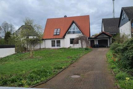 Haus Lemgo - 3 Zimmer, 135 m&sup2;, 1.800&euro; | Angebot:24284339