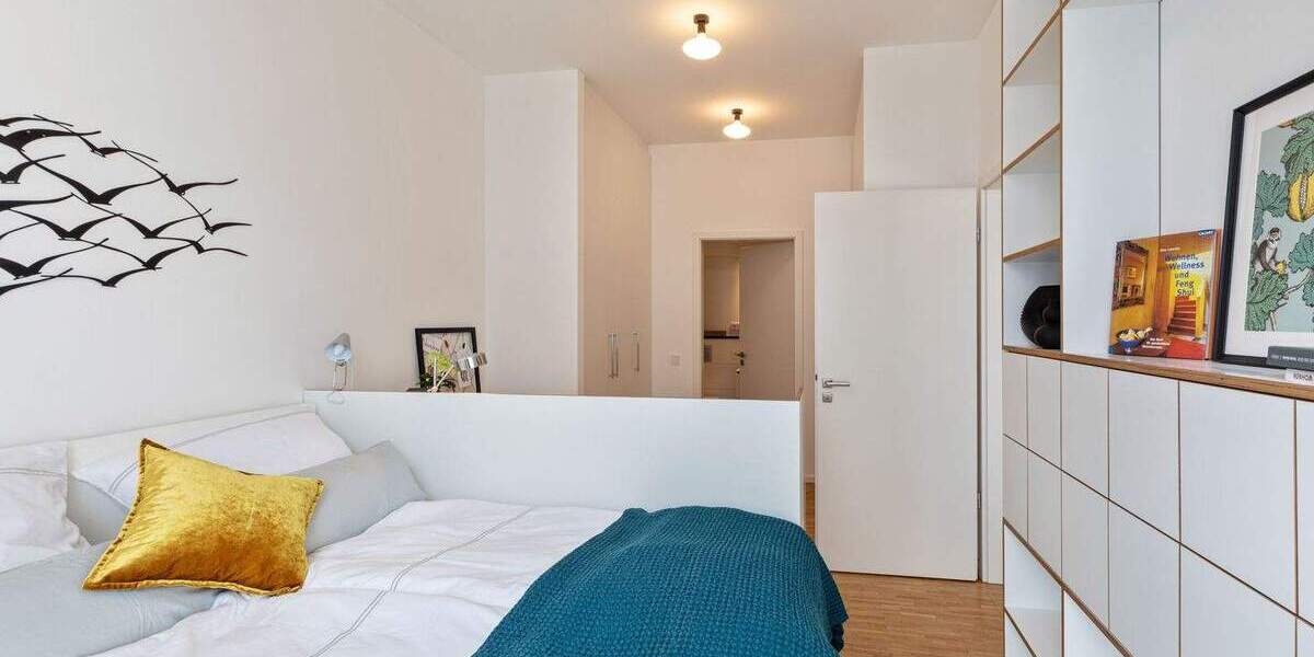 Stilvolles, möbliertes Wohnen mit Blick zum Fernsehturm 3 zimmer