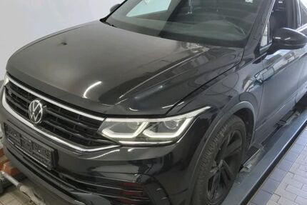 VW Tiguan 110.811 km 30.990 &euro; Braunschweig 38122