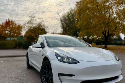 Tesla Model 3 62.000 km 30.000 &euro; Eching 85386