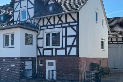 Haus Kirchhain - 6 Zimmer, 142 m&sup2;, 269.000&euro; | Angebot:26129846