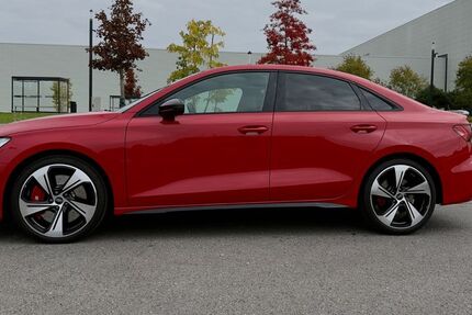 Audi S3 18.000 km 45.900 &euro; Stammham 85134