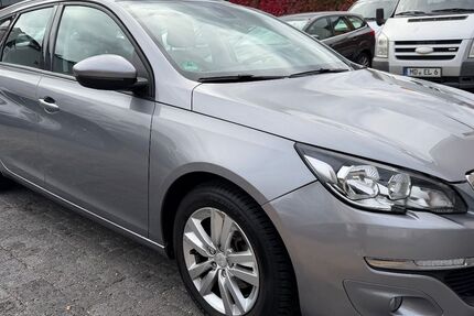 Peugeot 308 165.000 km 4.490 € Magdeburg 39112