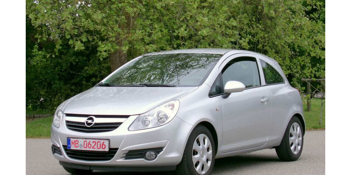Opel Corsa 136.900 km 2.480 &euro; Holzkirchen 83607