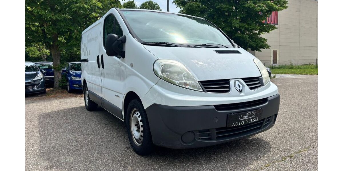 Renault Trafic 127.700 km 4.590 &euro; Heppenheim 64646