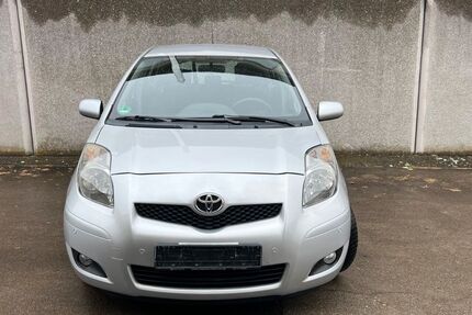 Toyota Yaris 117.989 km 4.990 &euro; Bad Saulgau 88348