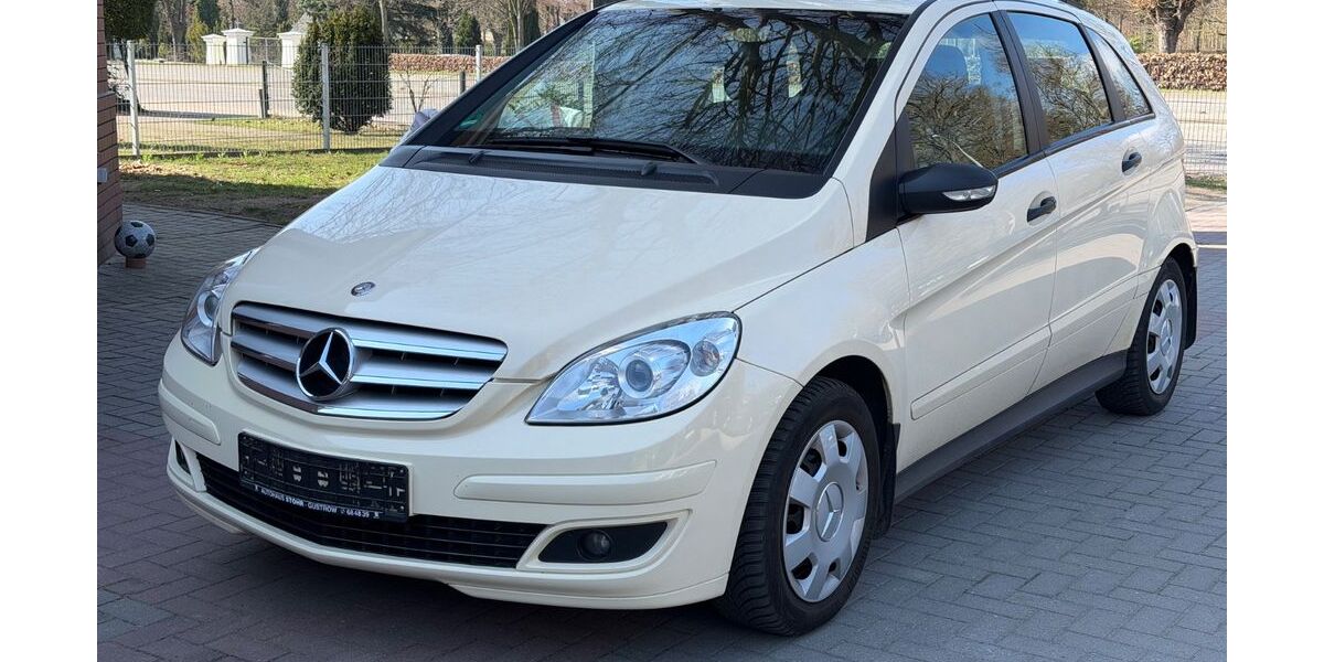 Mercedes-Benz B 180 697.100 km 1.000 &euro; Güstrow 18273