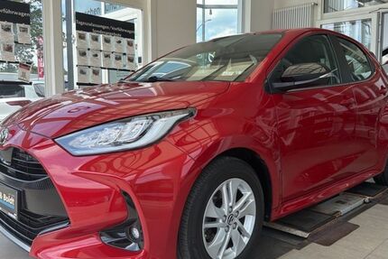Mazda 2 Hybrid 45.608 km 18.950 &euro; Hamburg 22761