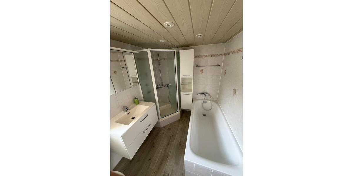 Einfamilienhaus Fürstenfeldbruck - 7 Zimmer, 185 m&sup2;, 1.950&euro; | Angebot:25442075