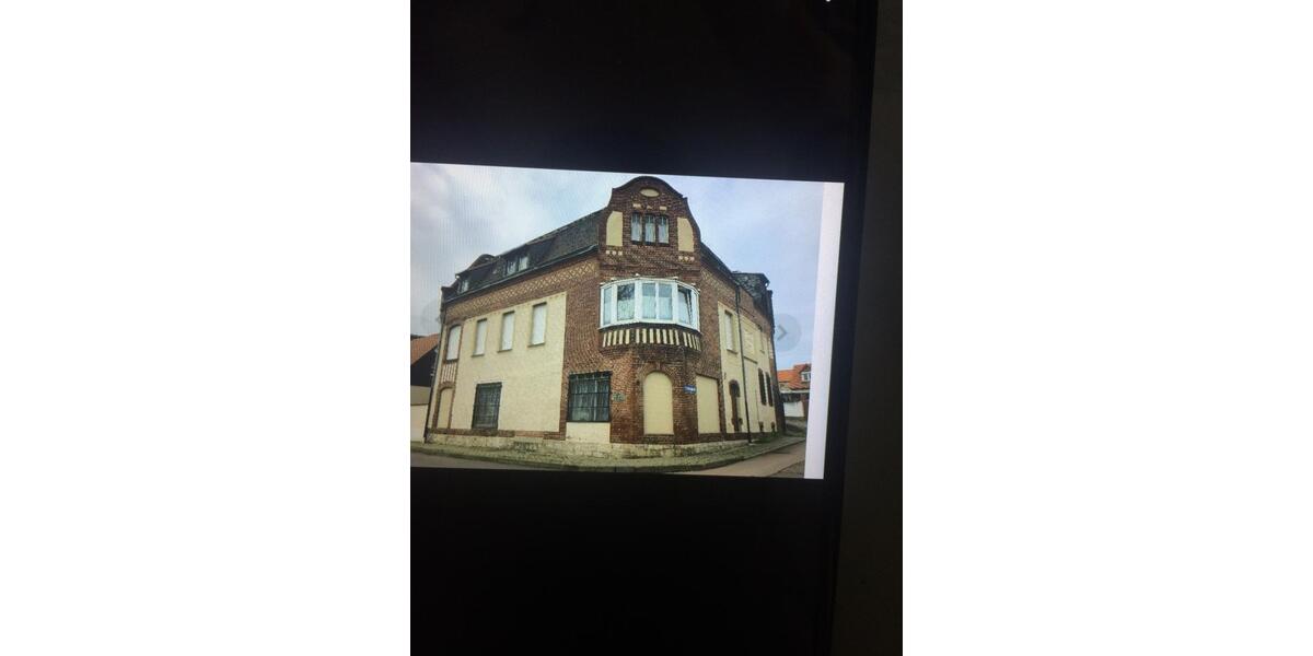 Einfamilienhaus Farnstädt - 11 Zimmer, 367 m&sup2;, 69.500&euro; | Angebot:15844675