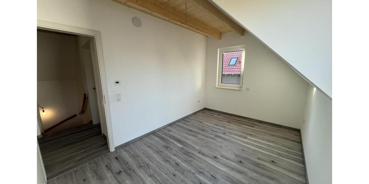 Einfamilienhaus Breuna - 4 Zimmer, 87 m&sup2;, 1.100&euro; | Angebot:25378183