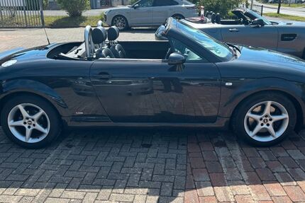 Audi TT 270.000 km 3.800 &euro; Versmold 33775