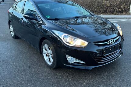 Hyundai i40 167.000 km 10.950 &euro; Möglingen/Ludwigsburg 71696