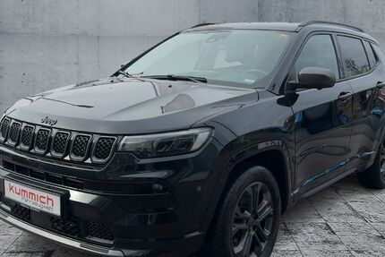 Jeep Compass 67.963 km 27.250 &euro; Fürth 90763