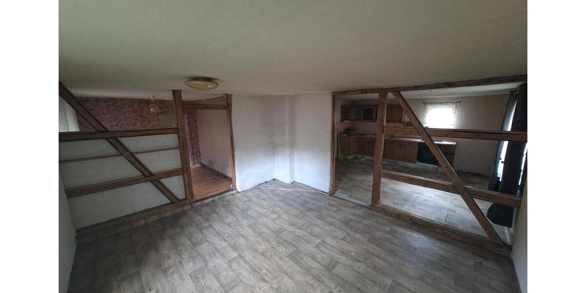 Einfamilienhaus Klingenthal - 7 Zimmer, 160 m&sup2;, 30.000&euro; | Angebot:27084540