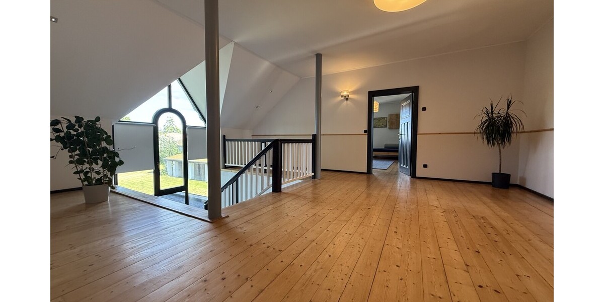 **Provisionsfrei** Haus mit viel Platz für Freizeit und Gewerbe - Einfamilienhaus Strasburg | Angebot:26900662