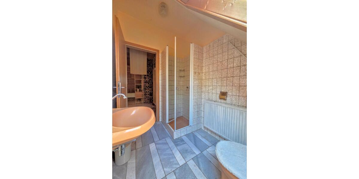 Einfamilienhaus Elsterwerda - 5 Zimmer, 200 m&sup2;, 198.000&euro; | Angebot:26934842