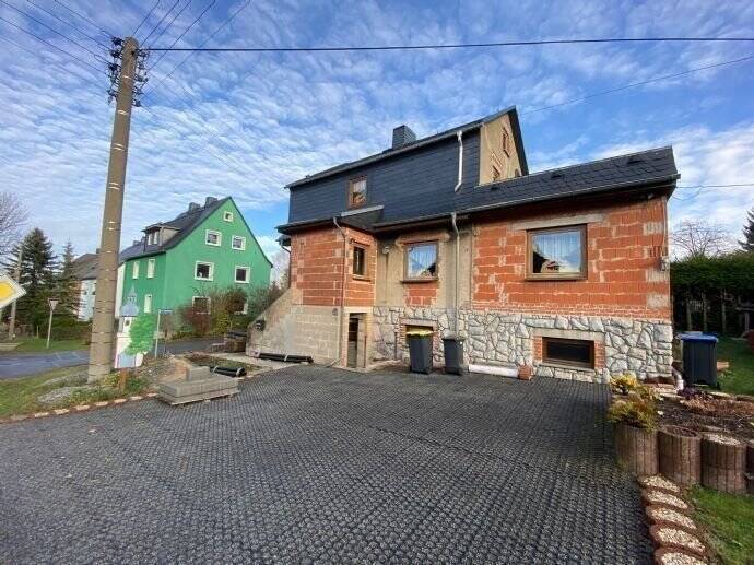 Reihenendhaus Zwönitz - 6 Zimmer, 120 m&sup2;, 125.000&euro; | Angebot:19284017