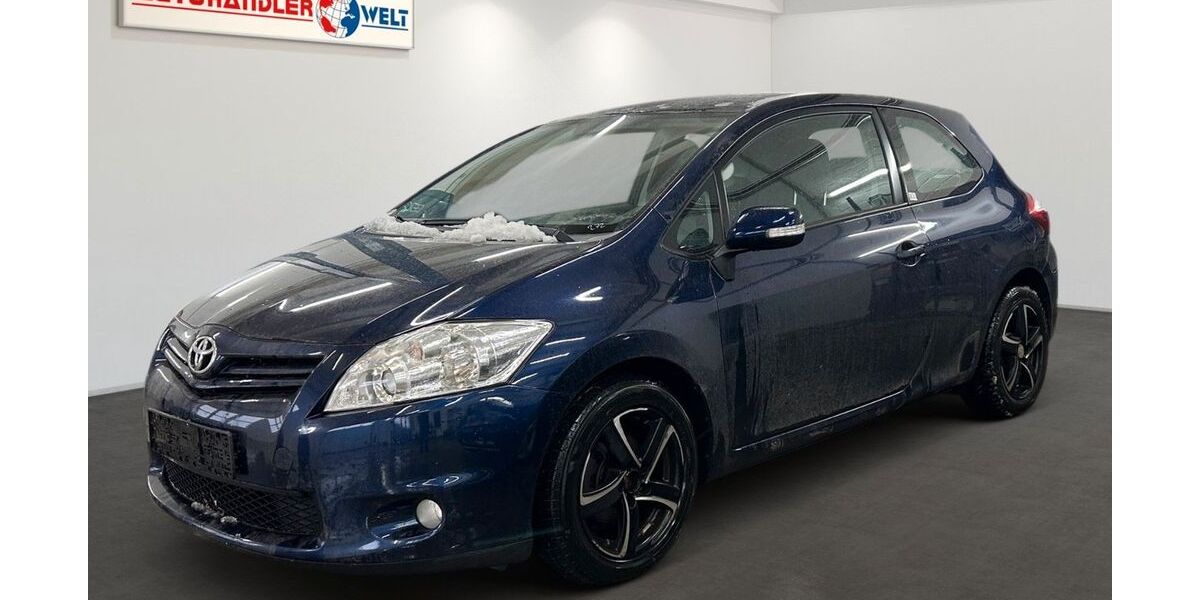 Toyota Auris 144.414 km 2.999 &euro; Berlin 12681
