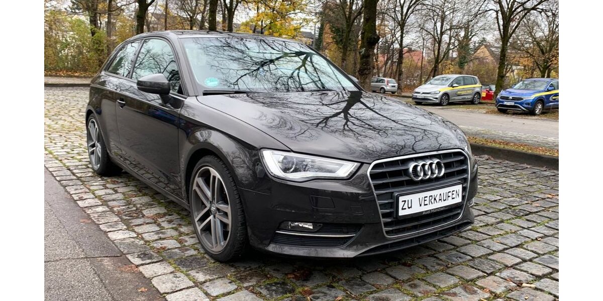 Audi A3 114.000 km 11.999 &euro; München 81825