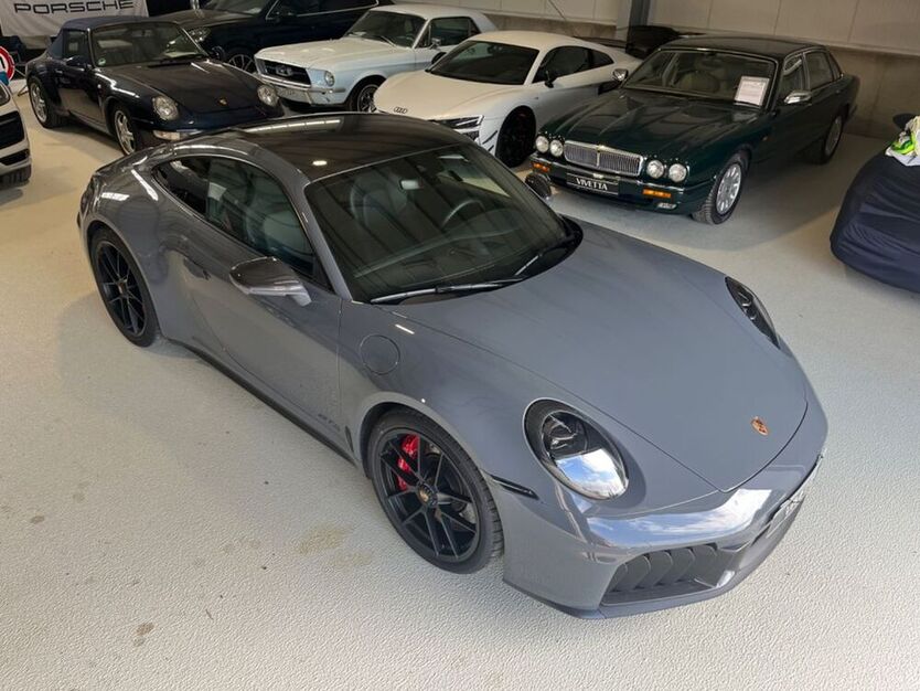 992