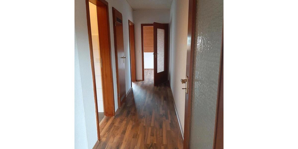 Dachgeschoßwohnung Geldern - 2.5 Zimmer, 57 m&sup2;, 640&euro; | Angebot:24853265