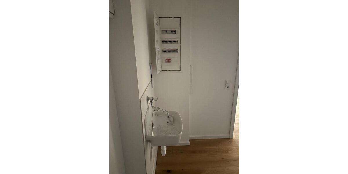 Etagenwohnung Bad Salzungen - 3.5 Zimmer, 127 m&sup2;, 1.397&euro; | Angebot:25350366