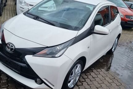 Toyota Aygo (X) 130.000 km 5.990 € Saarlouis 66740