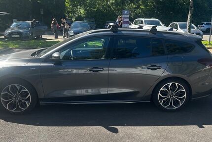 Ford Focus 33.000 km 23.200 &euro; Reinsfeld 54421