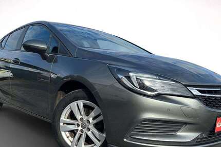 Opel Astra 89.564 km 13.880 € Halle Saale 06128