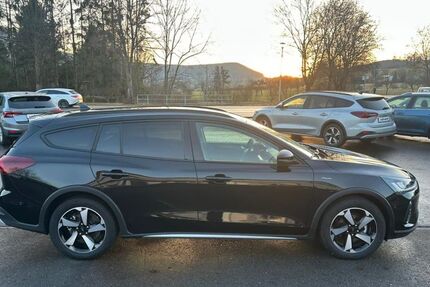 Ford Focus 16.500 km 24.900 &euro; Geisingen 78187