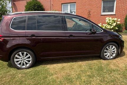 VW Touran 68.000 km 21.900 &euro; Petershagen 32469